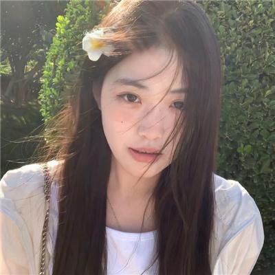 路过我年少时光的蓝色